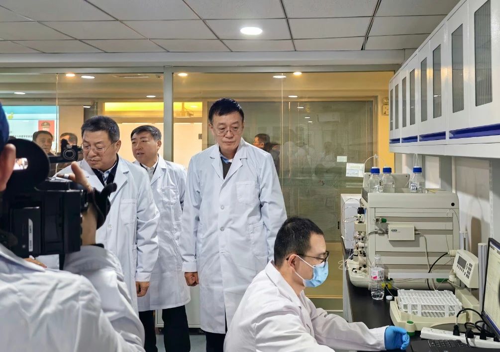 長春市委副書記、市長王子聯到公司調研指導工作 長春市委副書記、市長王子聯到公司調研指導工作