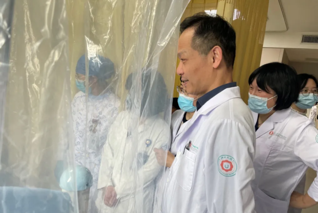 浙江大學醫(yī)學院附屬兒童醫(yī)院運用CAR-T治療的系統(tǒng)性紅斑狼瘡患兒順利出院。