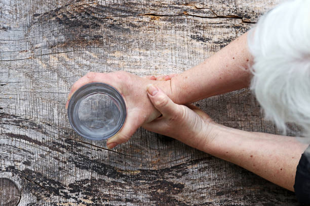 治療帕金森病的方案有那5大種？目前干細胞治療帕金森病前景如何？