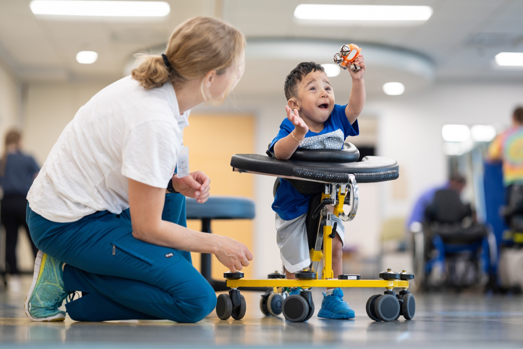 從嬰幼兒到成人：干細胞療法適用于哪些年齡段的腦癱患者？