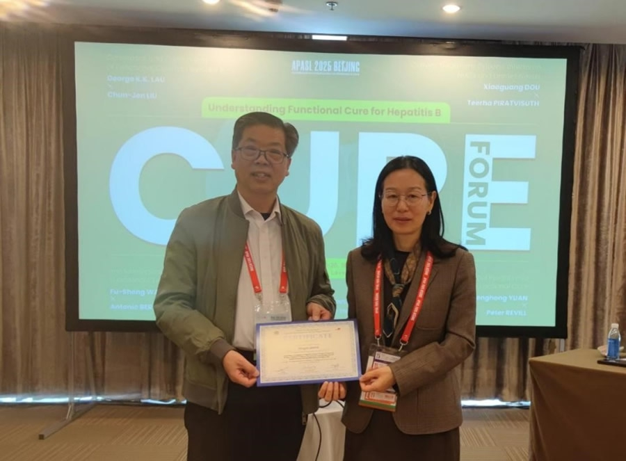 武漢大學人民醫(yī)院感染科江應(yīng)安教授團隊 武漢大學人民醫(yī)院感染科江應(yīng)安教授團隊